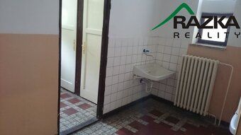 Dovolujeme si vám nabídnout k pronájmu komerční prostory v b