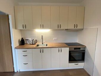Nabízíme dlouhodobý pronájem bytu 1kk o velikosti 22 m² v Ko