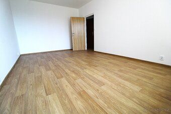 Nádherný, zcela nově a kompletně zrekonstruovaný byt 2+1 v d