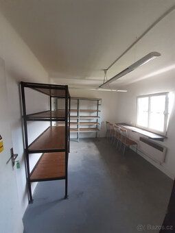 Nabízíme k pronájmu zařízené kanceláře o výměře (14, 16, 18,