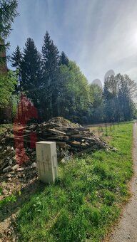 Nabízíme k prodeji stavební pozemek 709m2 v obci Mikulovice,