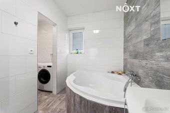 Prodej moderního bungalovu 5+1, Černilov – komfortní rodinné
