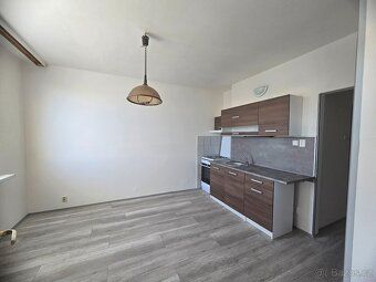 Pronajem bytu 1+1, 36 m2, Pisecna.Stav bytu je po úpravách (