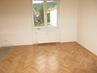 Městská část Klíše, přesněji pod křižovatkou Hvězda, poblíž 