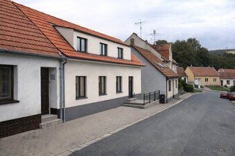 Nabízím k prodeji rozestavěnou stavbu rodinného domu na vlas