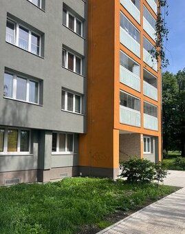 Hezký nově zrekonstruovaný byt s lodžii v Karviné Mizerově. 