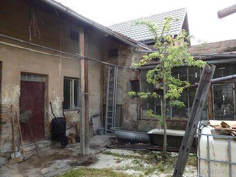 Nabízím řadový rodinný dům se zahradou, nacházející se ve tř