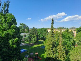 Olomouc-pronájem bytu 3+1,61m² s prostornou lodžií a výhlede