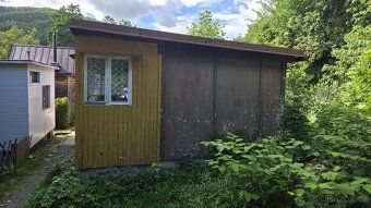 Prodám chatu v chatové oblasti v obci Řeka, chata je v původ