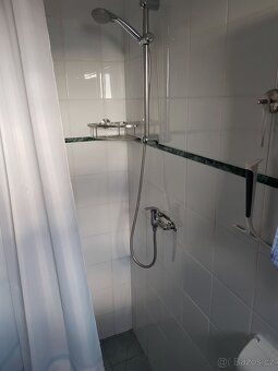 Ubytováni v chorvatském přímořském letovisku Sveti Juraj u N
