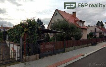 Prodej zděné garáže o 18m2. Do garáže je zavedena elektřina 