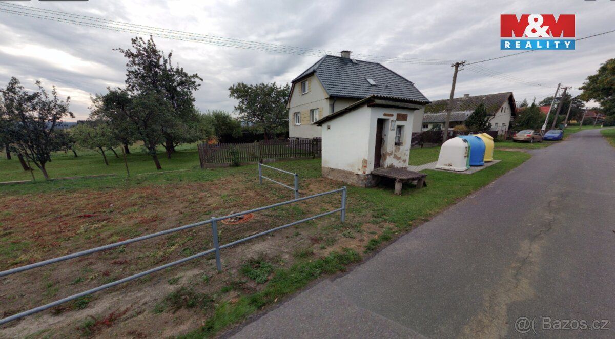 Nabízíme k prodeji jedinečné provozní plochy situované v cen