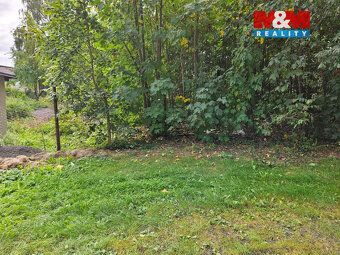 Nabízíme k prodeji krásnou zahradu o rozloze 228 m², situova