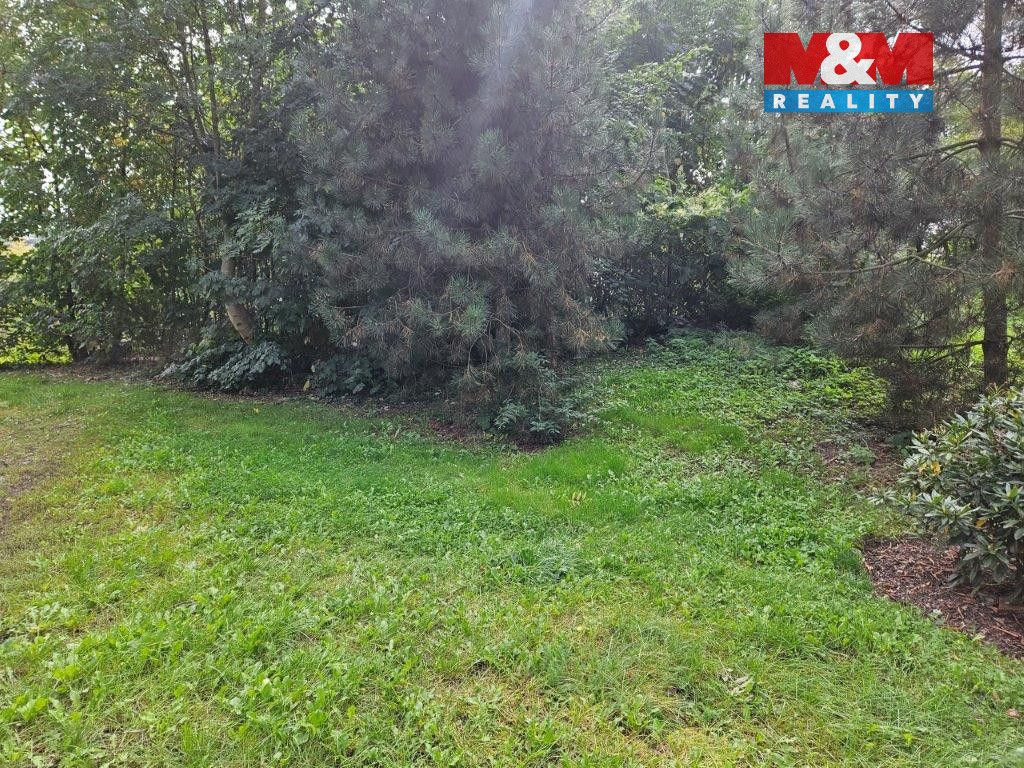 Nabízíme k prodeji krásnou zahradu o rozloze 228 m², situova