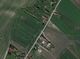 Nabízíme k prodeji tři pozemky o celkové rozloze 2670 m2 v o