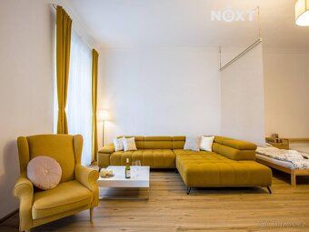 Nabízíme k prodeji prostorný byt o celkové ploše 100 m², kte