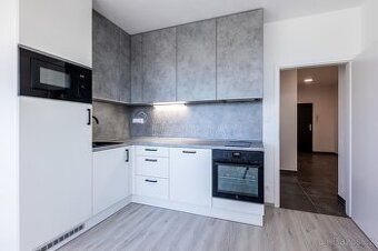 Nabízím pronájem bytu, který bude volný od 8/2026 o dispozic