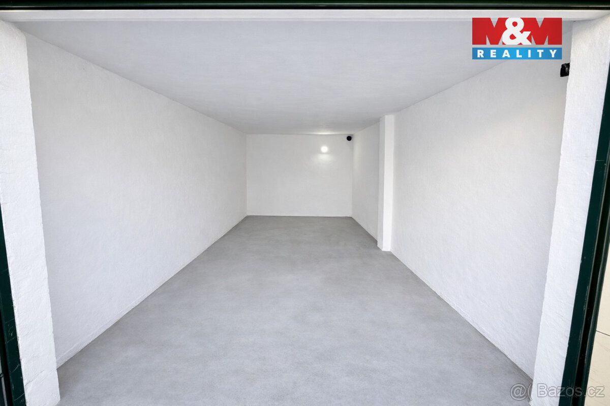 Nabízíme k pronájmu zděnou garáž o celkové ploše 23 m2 (délk