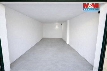 Nabízíme k pronájmu zděnou garáž o celkové ploše 23 m2 (délk