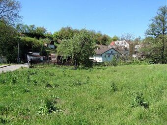 Dobrý den neprodá někdo pozemek v Ústí nad Labem a okolí na 