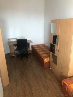od 1.9.2026nebo 1.7.pro2 os. za 10300-10800 Kč samostatný ne