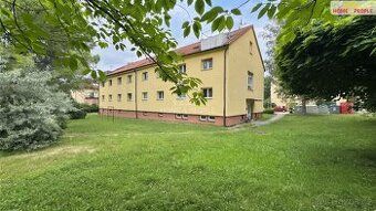 Nabídněte byt v CB vhodný k rekonstrukci. Platba hotově. Děk