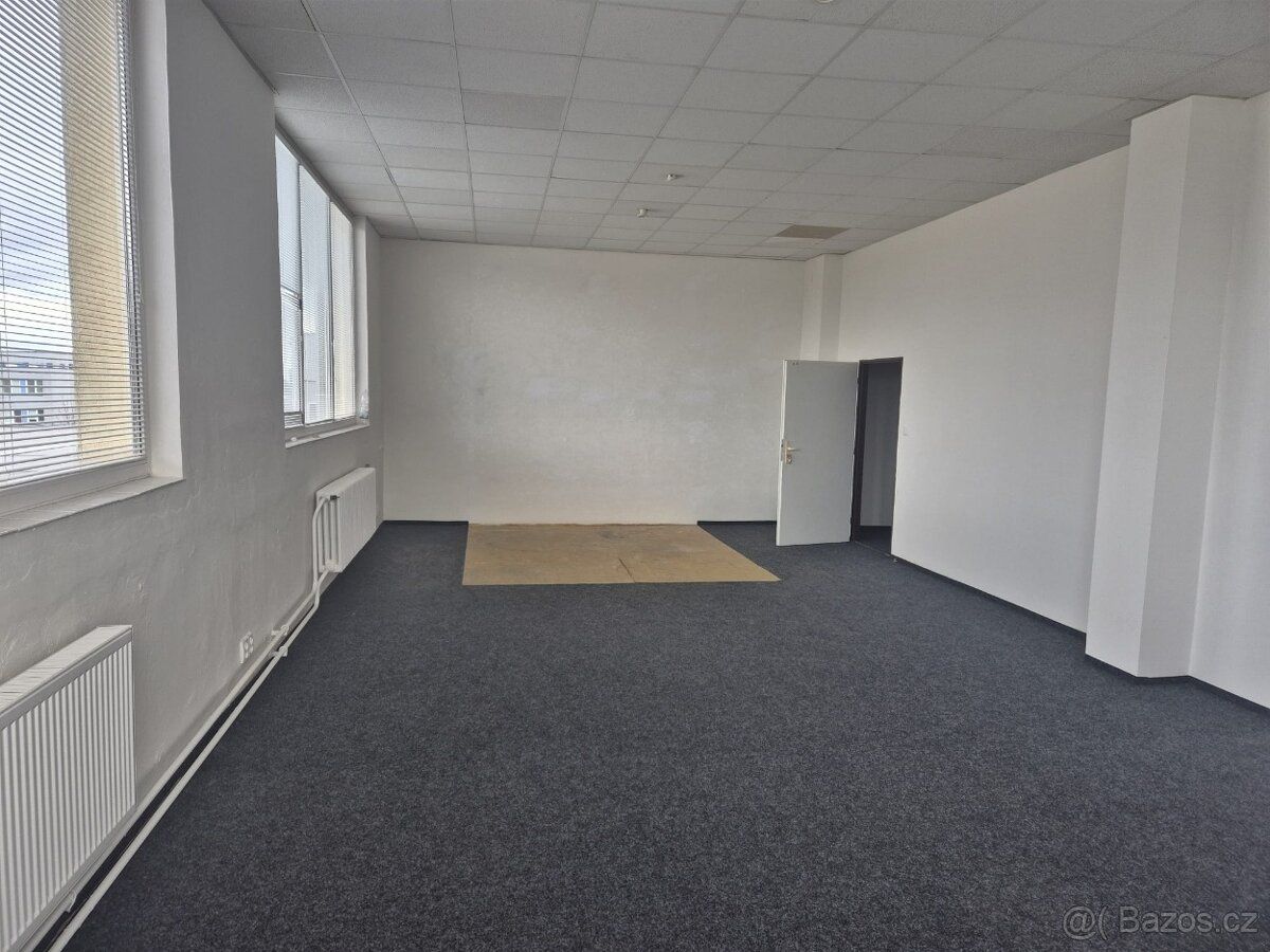 Předmět: Pronájem kanceláří 54 m² a 25 m² v Kolíně – i jedno