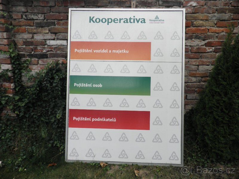 Prodám reklamní panel na stěnu. Rozměry 200 krát 150 cm. Leh