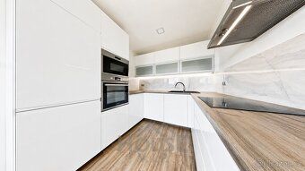 Ev.č. 01772 Nabízíme k prodeji krásný byt 3+1 v osobním vlas