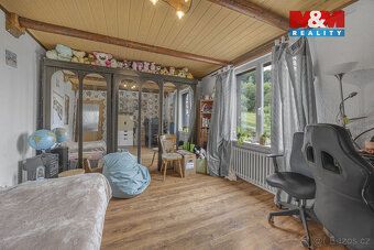 Nabízíme k prodeji provozní a stavební plochy v k.ú. Žalany,