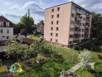 Ev.č. 00849 Příjemné bydlení v zeleni, kousek od lesa.
Nabíz