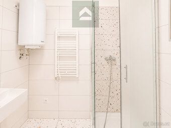 Nabízíme k dlouhodobému pronájmu světlý byt o velikosti 55 m