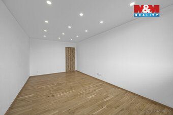 Nabízíme k prodeji byt 2+1, celková plocha 73 m² se dvěma lo