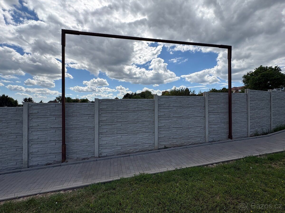 Prodám materiál na billboard: výška 3600mm šířka 6060mm
svař