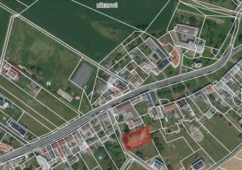 Prodám stavební pozemek o výměře 756 m2 (cca 20,4m x 37m) v 