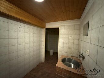 Nabízím k pronájmu objekt zavedené restaurace U Mokrošů v ob
