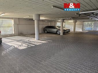 Prodej zděné řadové garáže ve Zlíně v lokalitě Lesní čtvrť. 