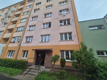 Nabízíme k pronájmu útulný byt 1+1 v přízemí bytového domu n