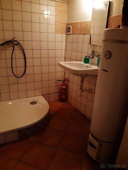 Pronajmu chalupu 900 m od Pastvinske přehrady na krátké i dl