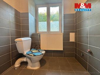 Nabízíme k pronájmu prostorný byt 3+1 o užitné ploše 100 m² 