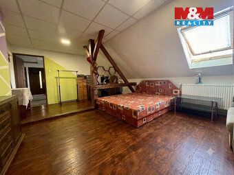 Představuji Vám k prodeji prostorný rodinný dům se dvěma nad
