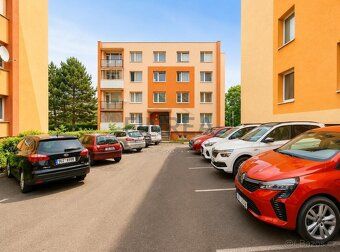 Nabízíme k prodeji světlý byt v osobním vlastnictví o dispoz