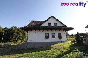 Nabízíme k prodeji rodinný dům o dispozici 4+1 v obci Žimuti