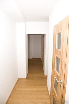 Toužíte po moderním a klidném bydlení v cihlovém domě? Chcet