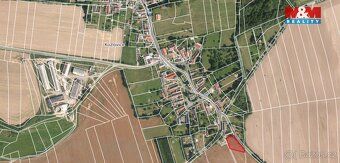 Nabízíme k prodeji pole o rozloze 1662 m² v klidné části obc