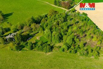 Nabízíme k prodeji krásné louky o rozloze 4228 m² v katastrá