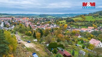 Nabízíme k prodeji krásný stavební pozemek o rozloze 1 606 m