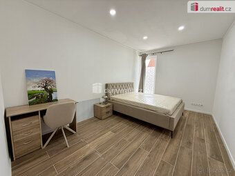 +popl. 8000, , Dumrealit.cz Vám zprostředkuje Nabízíme k pro