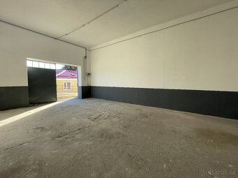 Nabízíme dlouhodobý pronájem skladu či VELKÉ GARÁŽE č. 13 o 
