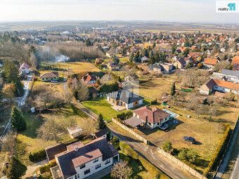 Pozemek 1059 m2 s projektem domu 4+kk o podlahové ploše 160 